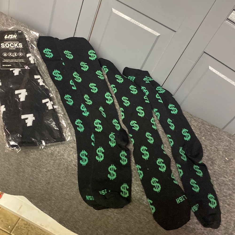 3 Pairs of Lish Compression Socks - Men’s Small